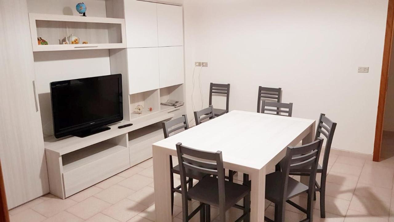 Casa Di Gigi- Comodo Appartamento In Galatina Exterior foto