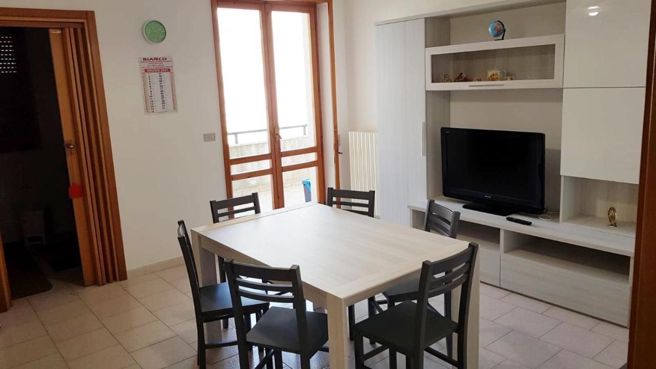 Casa Di Gigi- Comodo Appartamento In Galatina Exterior foto