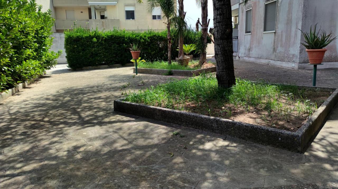 Casa Di Gigi- Comodo Appartamento In Galatina Exterior foto